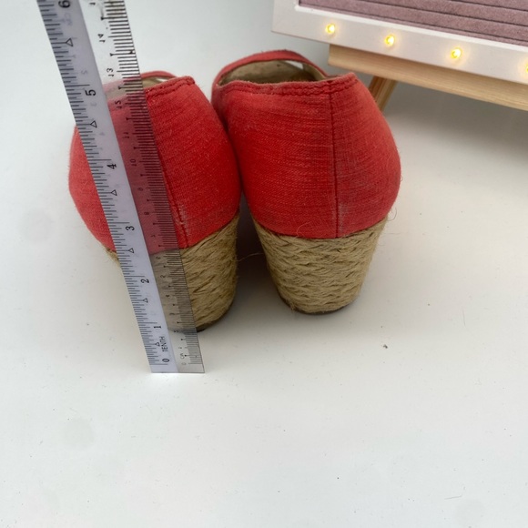 EUC Lucky Brand wedge sandal - Picture 4 of 5